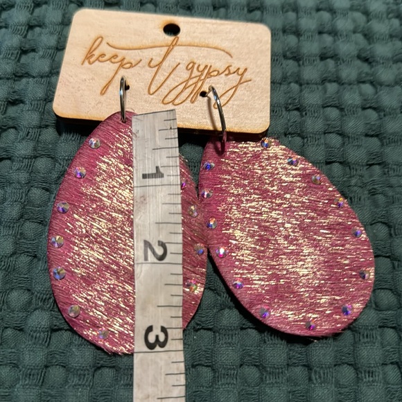 BOUTIQUE earrings - Picture 3 of 4